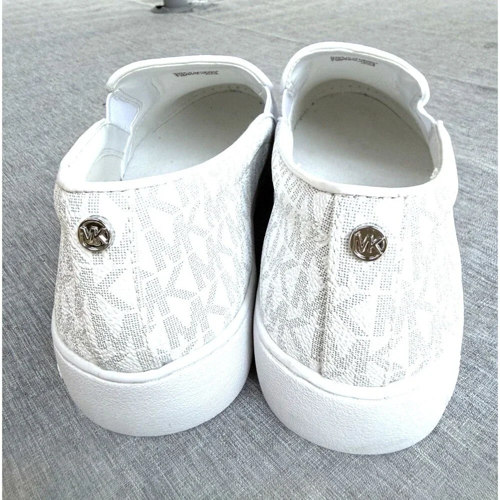 Michael Kors Keaton Slip On Sneakers Womens 9.5 M White Logo Low Top EUC!
